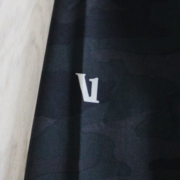 Vuori Trainer Shell Jacket Charcoal Camo Men's M Performance Gym Full Zip V512 - Picture 3 of 10